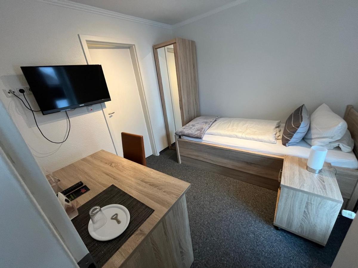 Hotel Zum Grossen Krug Wirdum Екстериор снимка
