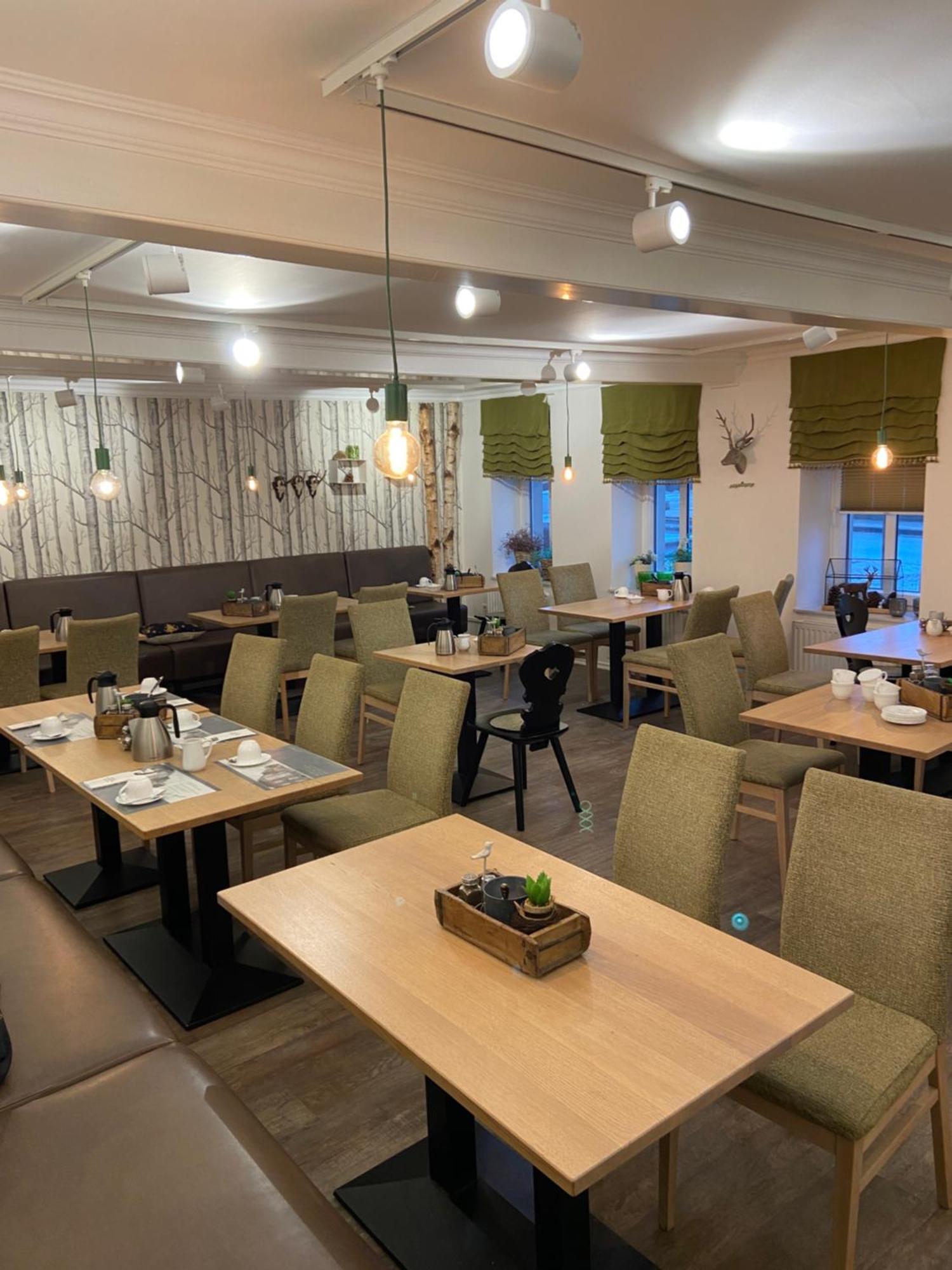 Hotel Zum Grossen Krug Wirdum Екстериор снимка